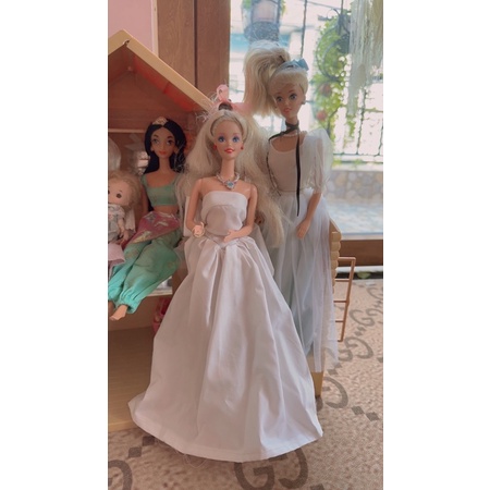Búp bê barbie used
