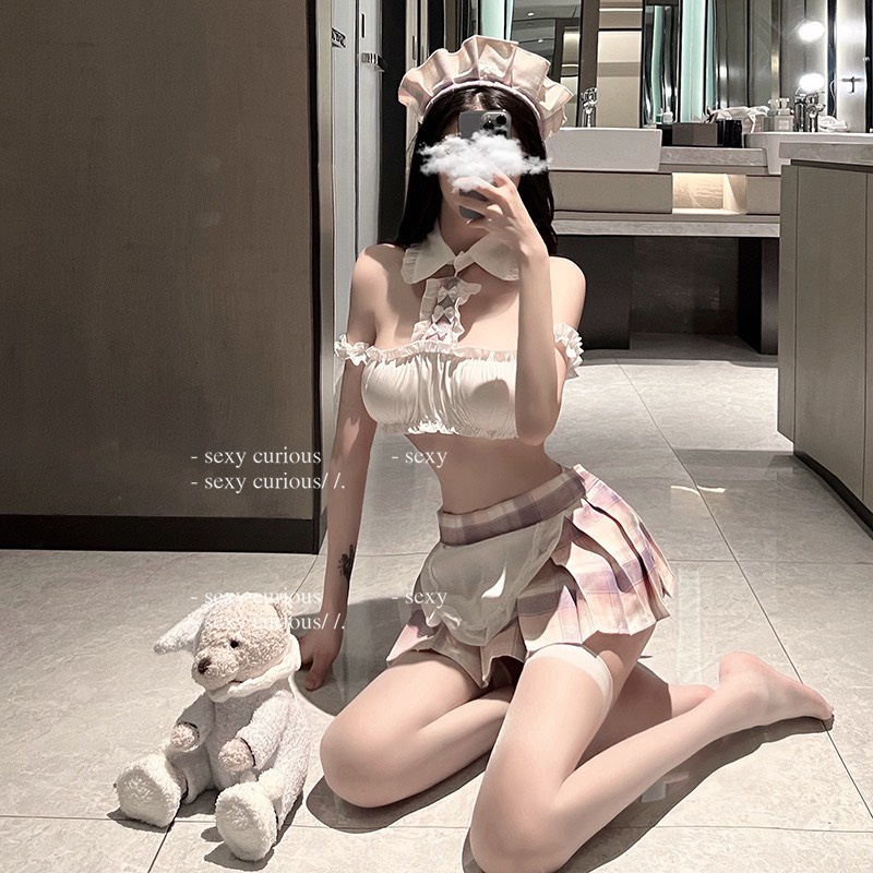 Hoá trang hầu gái người giúp việc cô hầu màu hồng cúp ngực chân váy xếp ly sexy gợi cảm