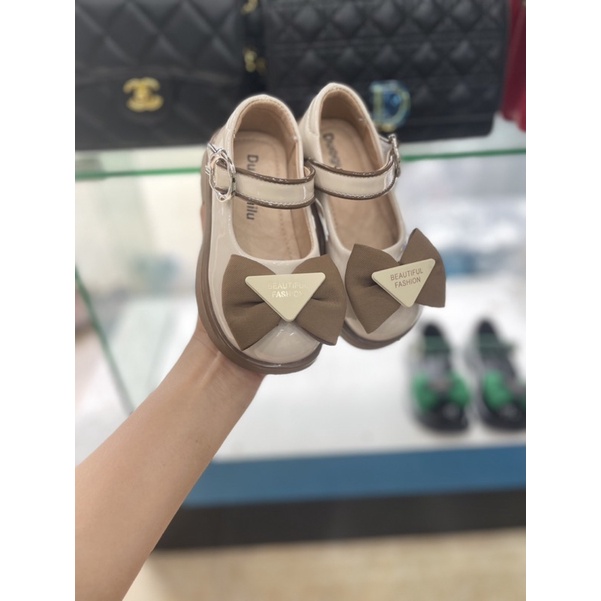 Giầy búp bê tim siêu hot