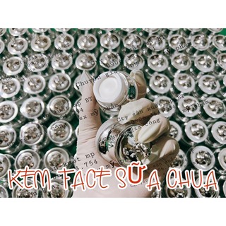 Kem face dưỡng trắng da sữa ong