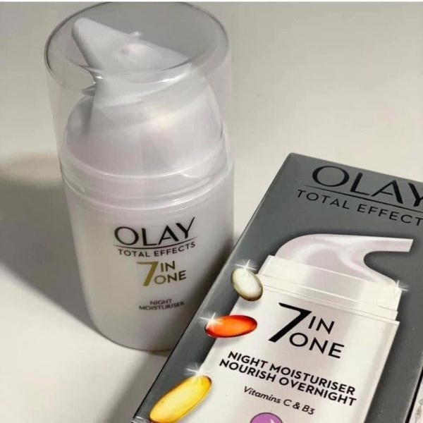 Kem Dưỡng Trắng Mờ Thâm Nám OLAY TOTAL EFFECTS Nourish Vitamin C &amp; B3 - 50ml