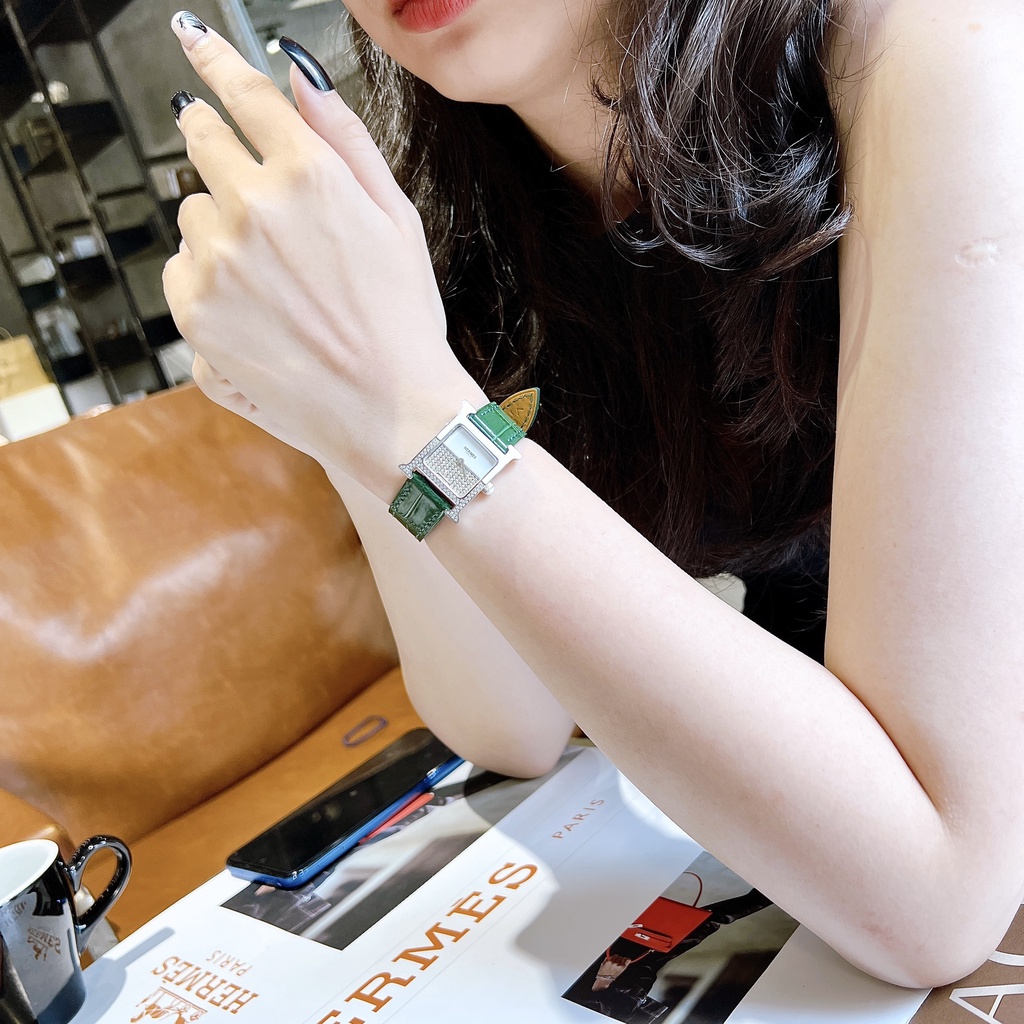 Đồng hồ Hemes Heure H nữ mặt vuông dây da - Viền Ceramic Mặt Đính Đá - Size 22x22mm hermes