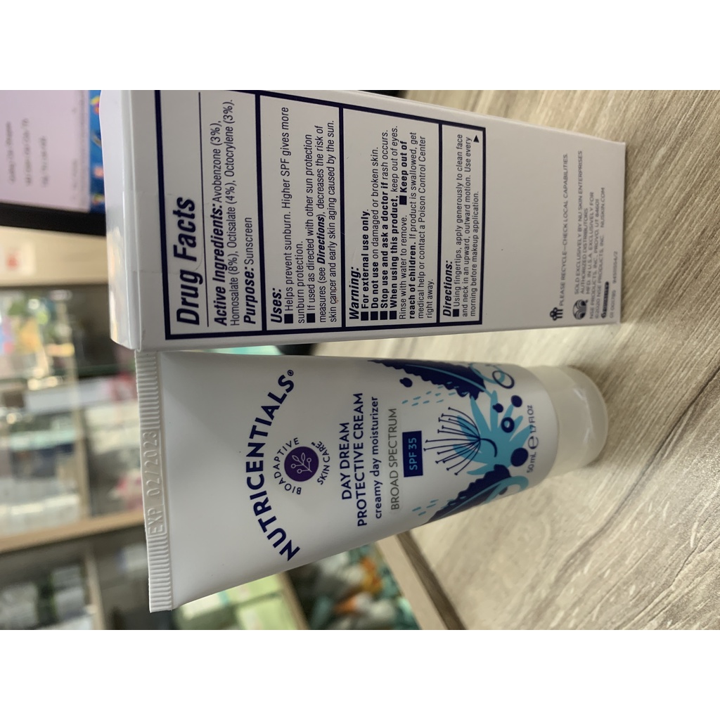 Sữa Dưỡng Da ban Ngày  Núkin  senltc