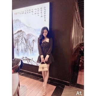 Váy Chấm bi cổ bẻ