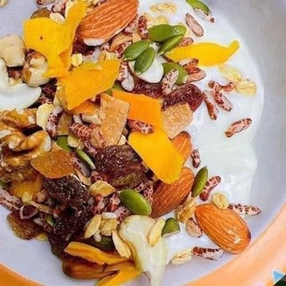 GRANOLA siêu hạt không yến mạch