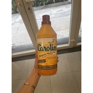Nước lau sàn gỗ Carolin (1lít - Đức)
