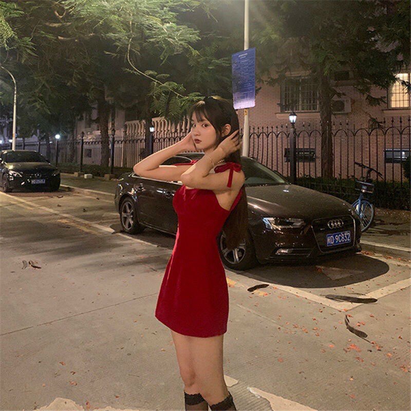 Đầm Nhung Cột Hai Dây Có Mút