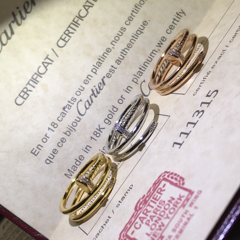 Nhẫn Đính Kim Cương Nhân Tạo Thời Trang Phong Cách Mới