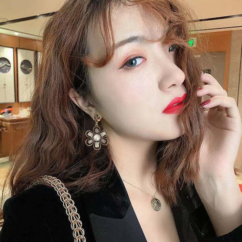 Bông Tai Mạ Bạc 925 Hình Hoa Đính Ngọc Trai Phong Cách Âu Mỹ Thời Trang