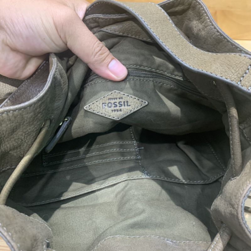 Túi bucket đeo vai da lạ secondhand  18231122