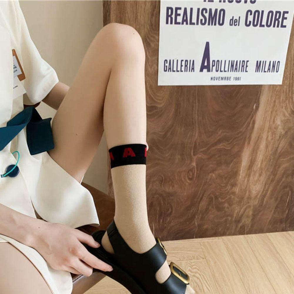 NICKOLAS Đôi Vớ Len Dày Mềm Mại Thoải Mái Phối Màu Tương Phản Họa Tiết Chữ Cái Thời Trang Cho Nữ