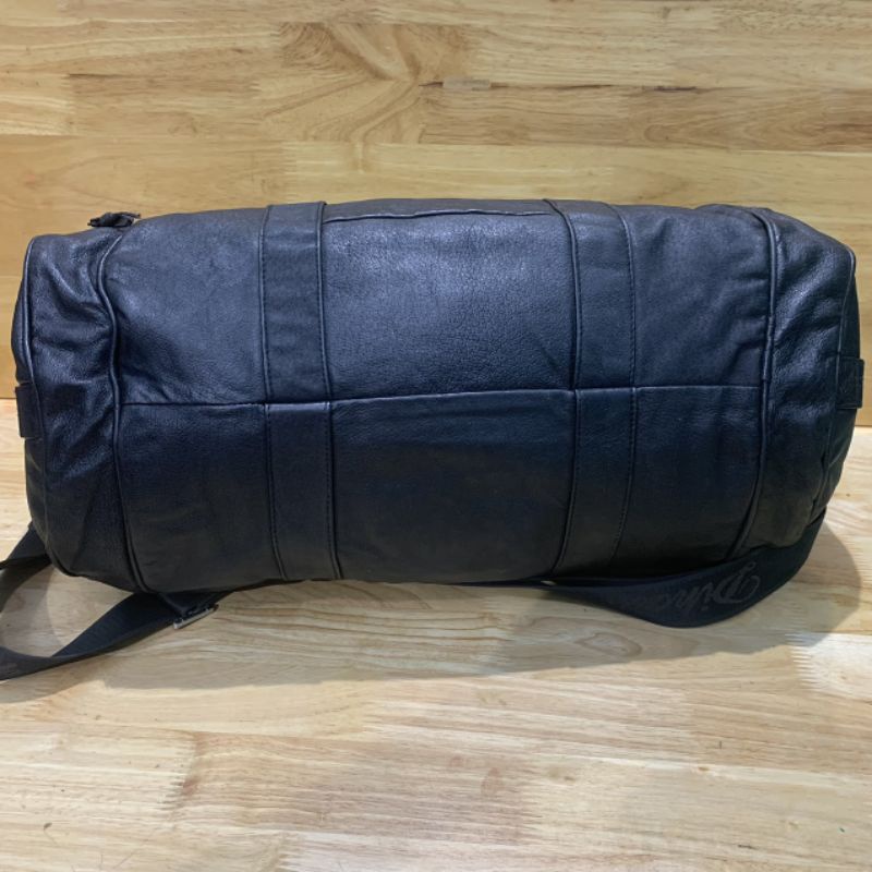 Túi du lịch trống da d.ê secondhand  06211122