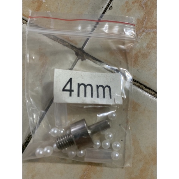 Khuôn đóng ngọc sử dụng cho máy đóng cầm tay màu trắng