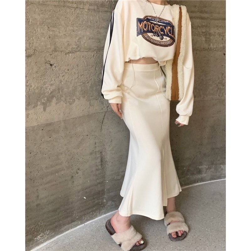 Set váy nỉ nữ áo croptop, chân váy đuôi cá dài