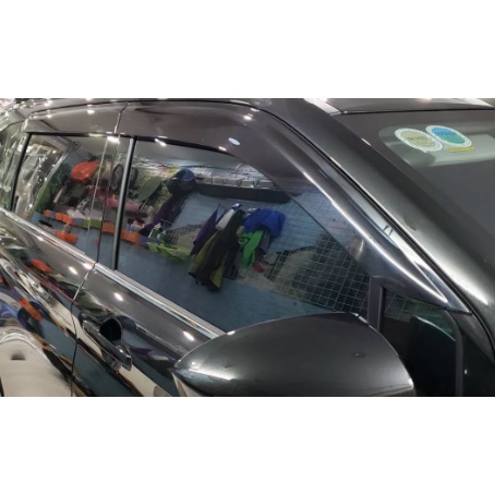 Bộ Vè che mưa xe Toyota Veloz Cross 2022 - 2023 Nhựa đen dày, chỉ mạ cao cấp