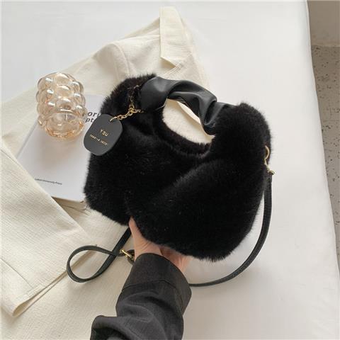 Túi Đeo Vai Phủ Lông Thời Trang Thu Đông Màu Sắc Tinh Tế Kích Thước 22 x 17 x 9 - Balo Đeo Vai Đẹp Cho Nữ