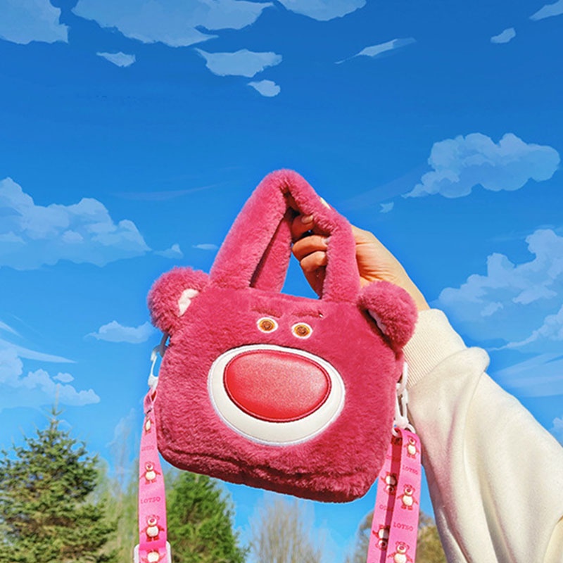 SANRIO Túi Xách Đeo Vai Hình Gấu / Dâu Tây Phủ Lông Phong Cách Nhật Bản Dễ Thương Thời Trang Cho Nữ