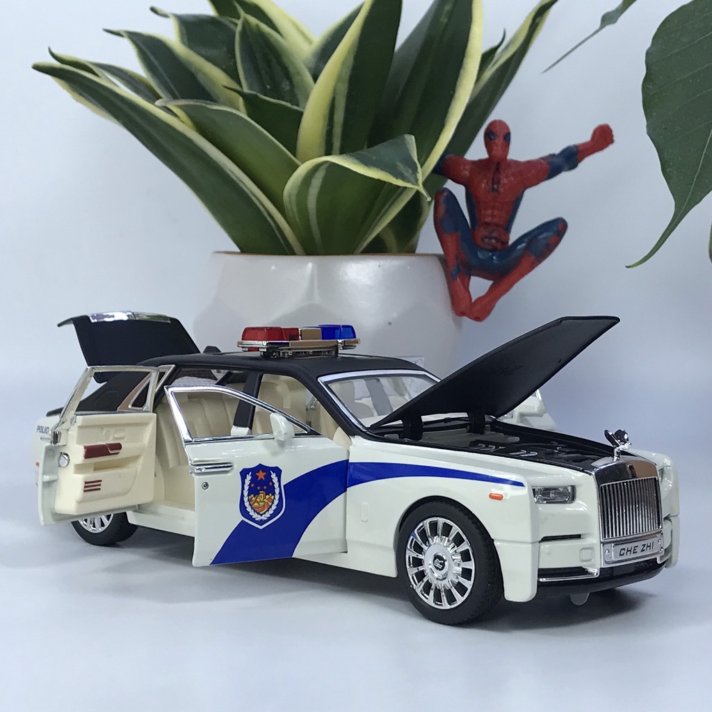 Mô hình xe cảnh sát Rolls Royce Phantom VIII tỷ lệ 1:24 bằng kim loại có đèn chớp nháy ưu tiên và còi hú chuyên dụng