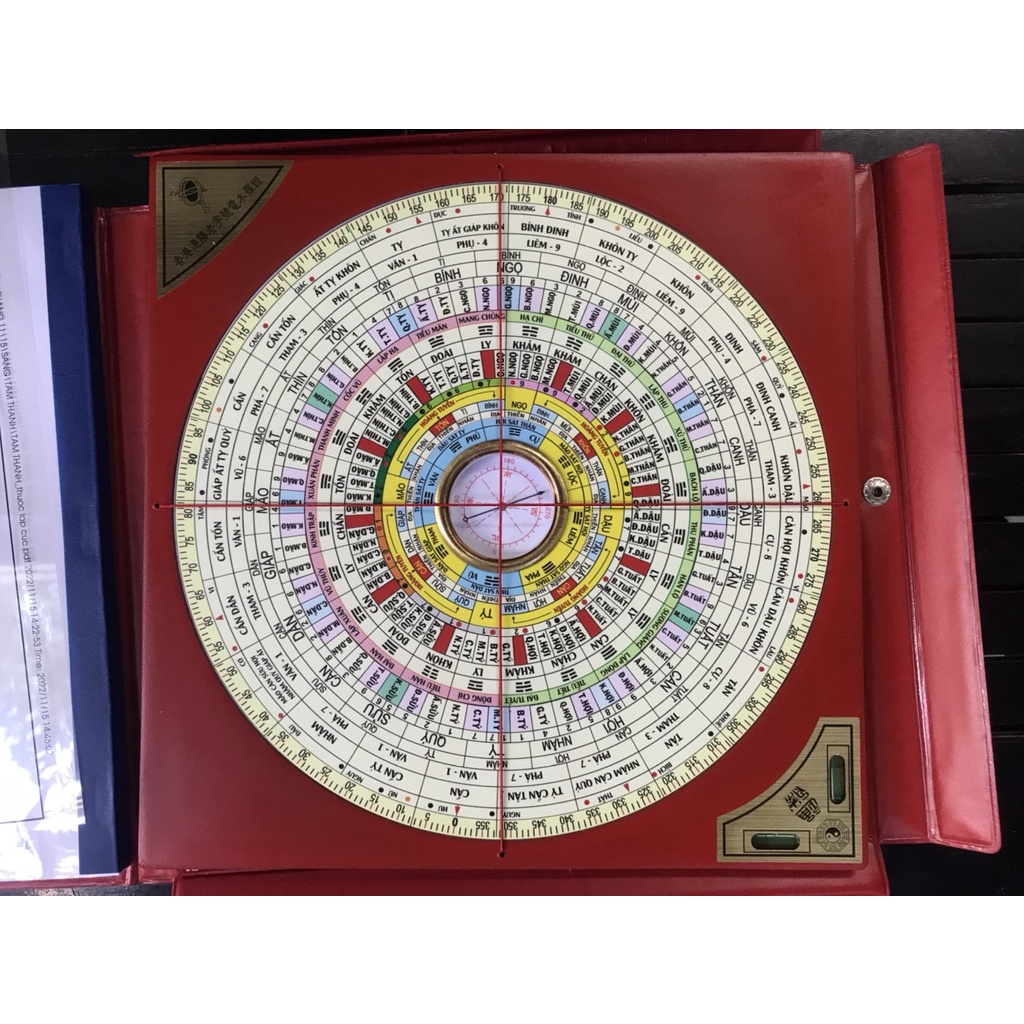 La kinh phong thủy (tặng kèm bao da, thước lập cực và sách hướng dẩn)