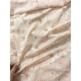 Vải Voan gân hoạ tiết hoa ly