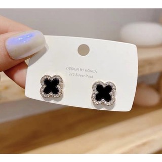 (Chuôi Bạc 925) E103 Bông tai khuyên tai nữ cỏ 4 lá đen viền ngọc sáng đẹp Ring House
