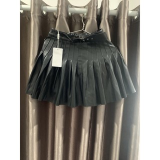 Chân váy da Ngô Thanh Hoa dior newtag sz s , thanh lý