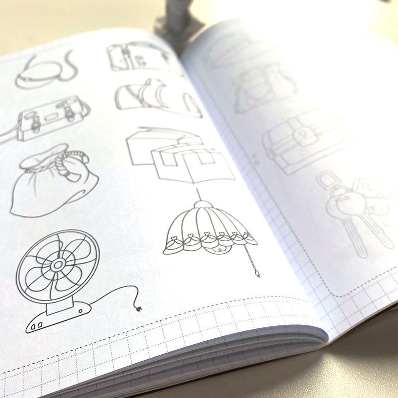 Sách Tập Vẽ Tranh Bằng Tay Phiên Bản Nhân Vật Q