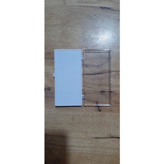 Hộp đựng nail mi