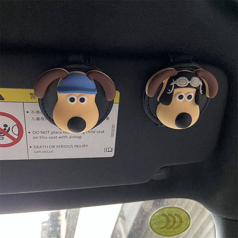 Wallace and Gromit Internet Celebrity Pilot Dog Car Glasses Clip Cow Leather Car Glasses Frame Car Cards Clip Holder Fashion Concise QVcv