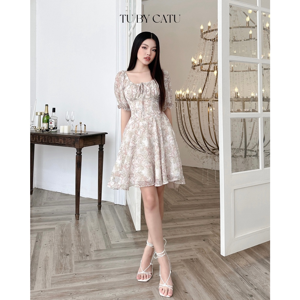 TUBYCATU | Đầm chữ A tay bồng chất liệu thun họa tiết hoa nâu