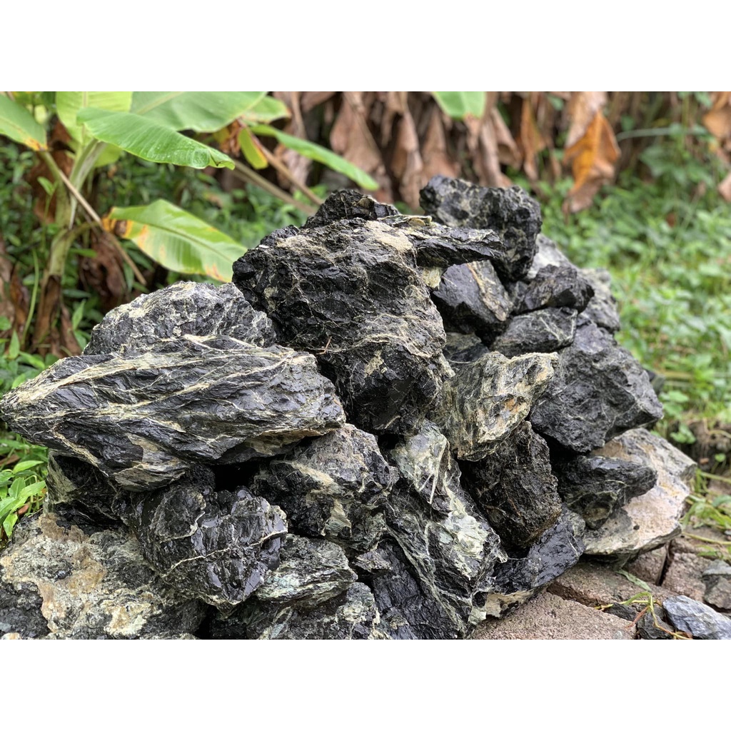 ĐÁ NHAM ĐEN VÂN TRẮNG SIÊU ĐẸP SET BỂ IWAGUMI