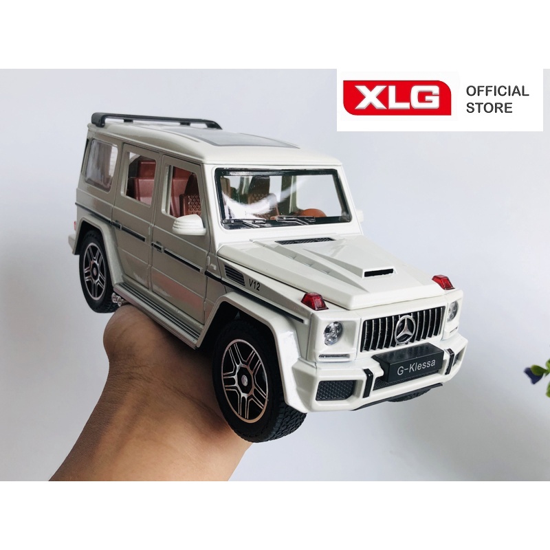 Mô hình xe ô tô Mercedes G63 AMG cao cấp dài 22 cm có đèn led âm thanh