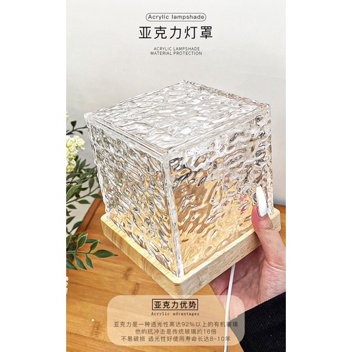 Đèn để bàn Acrylic trang trí phòng ngủ decor