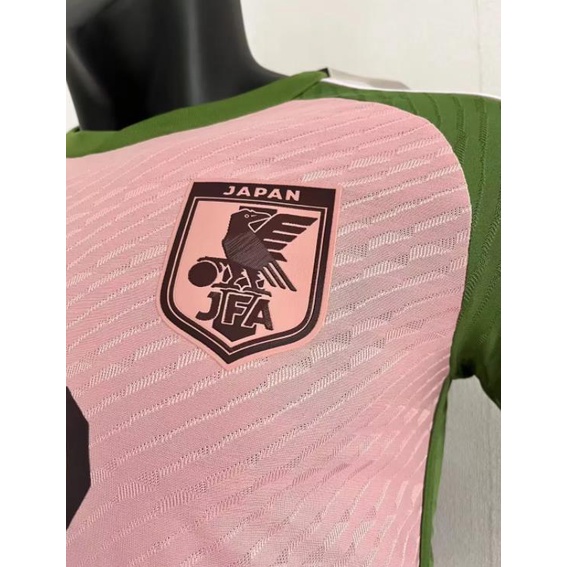 Áo Bóng Đá Đội Tuyển Nhật Bản 22 / 23 Phiên Bản Đặc Biệt Màu Hồng 2022 Cho Nam