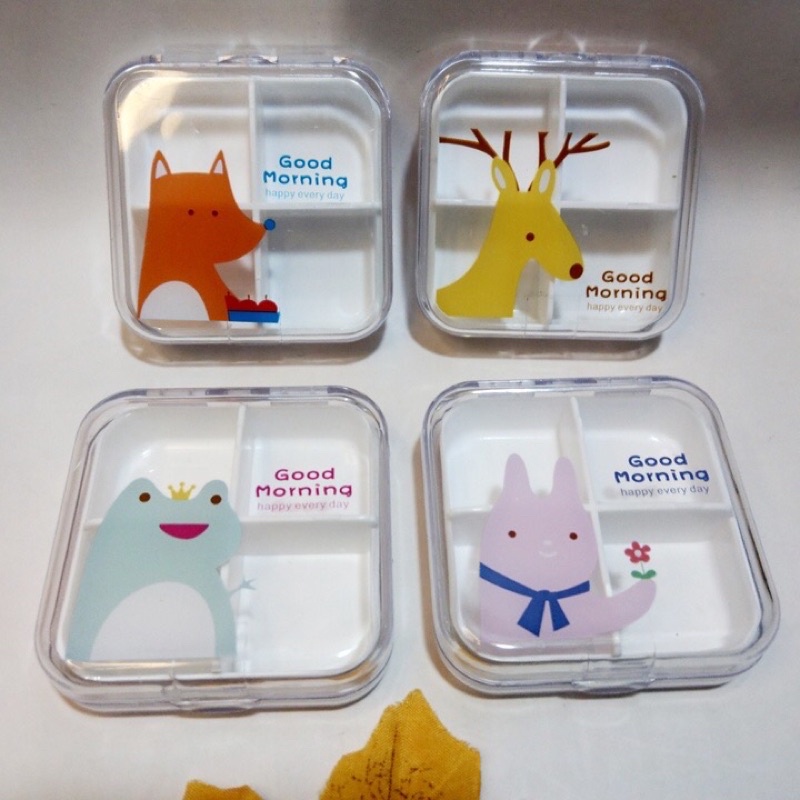 Hộp đựng thuốc 4 ngăn hình thú bằng nhựa 6,5 x 6,5 cm