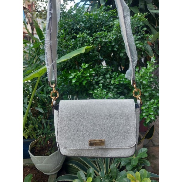 Túi đeo vai Tommy Hilfiger xuất Mỹ dư xịn
