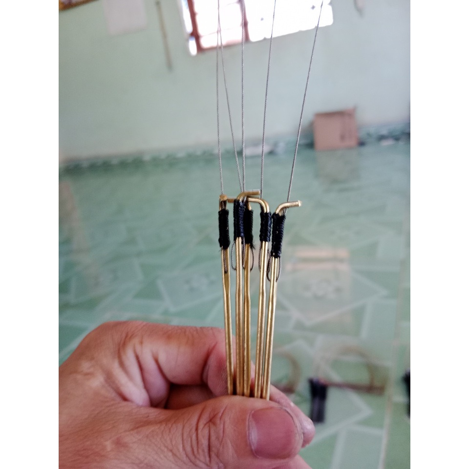Giò chân đồng khoan lỗ cải tiến - khuyên đúc giá rẻ