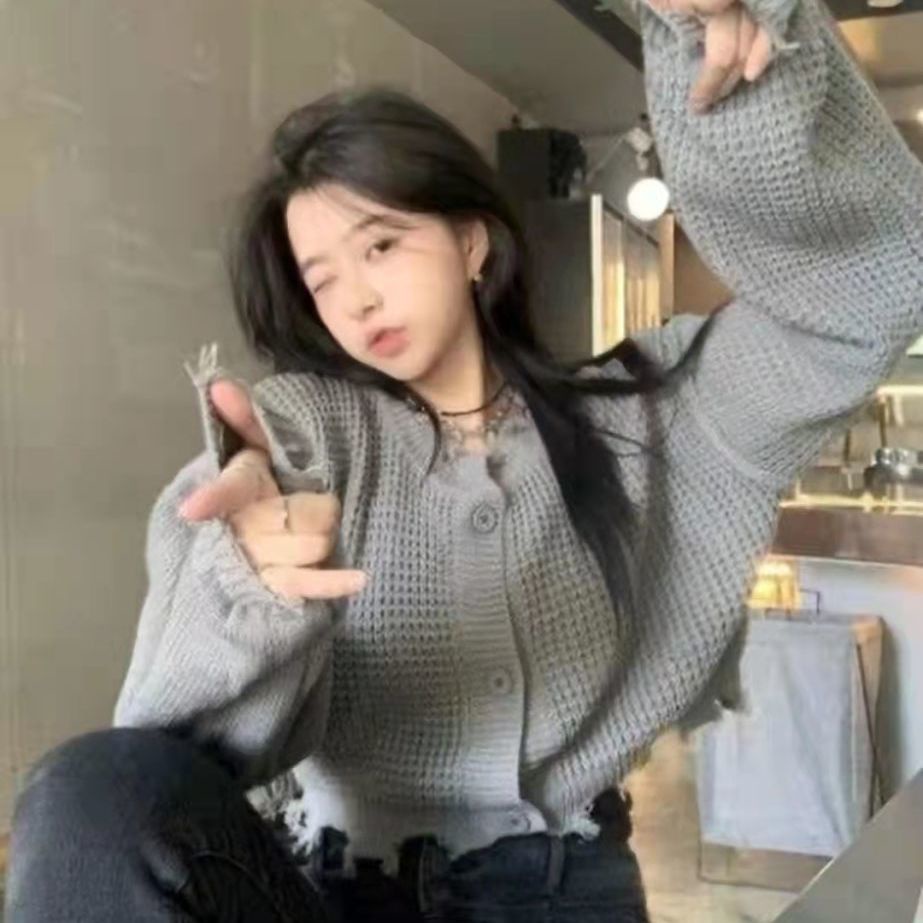 Áo Khoác Cardigan Ngắn Dáng Rộng Màu Xám Nhạt Phối Tua Rua Thiết Kế Mới Thời Trang Mùa Thu 2021 Phong Cách Hàn Quốc Cho Nữ