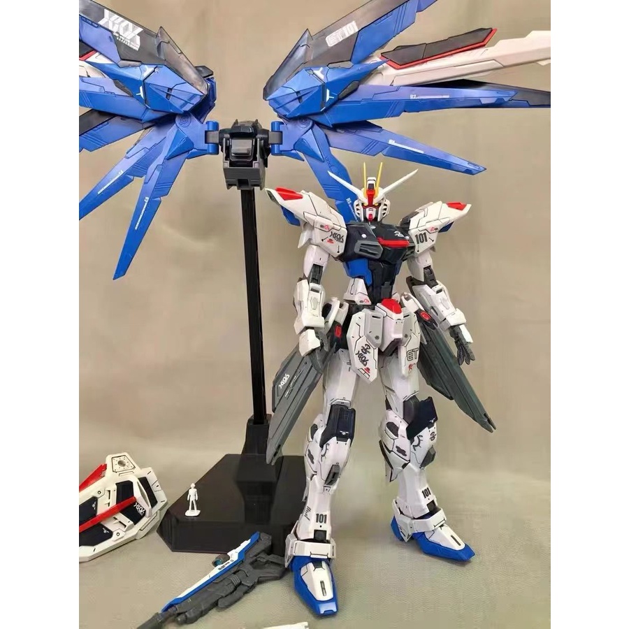 Mô Hình Lắp Ráp Gundam Taipan 6650 mg free 2.0 Tỉ Lệ 1 / 100