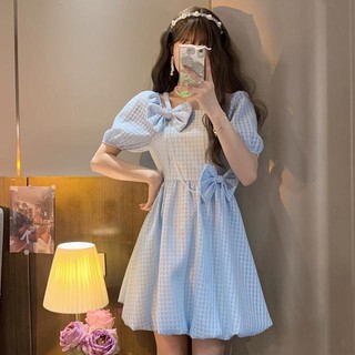 Đầm Ngắn Cổ Vuông Tay Phồng Đính Nơ Thời Trang Mùa Hè 2022 Mới Cho Nữ
