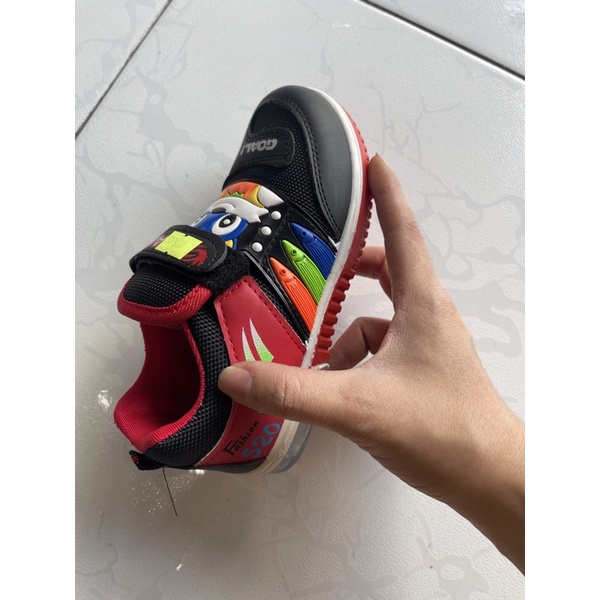 GIÀY BÉ TRAI THỜI TRANG XẢ KHO