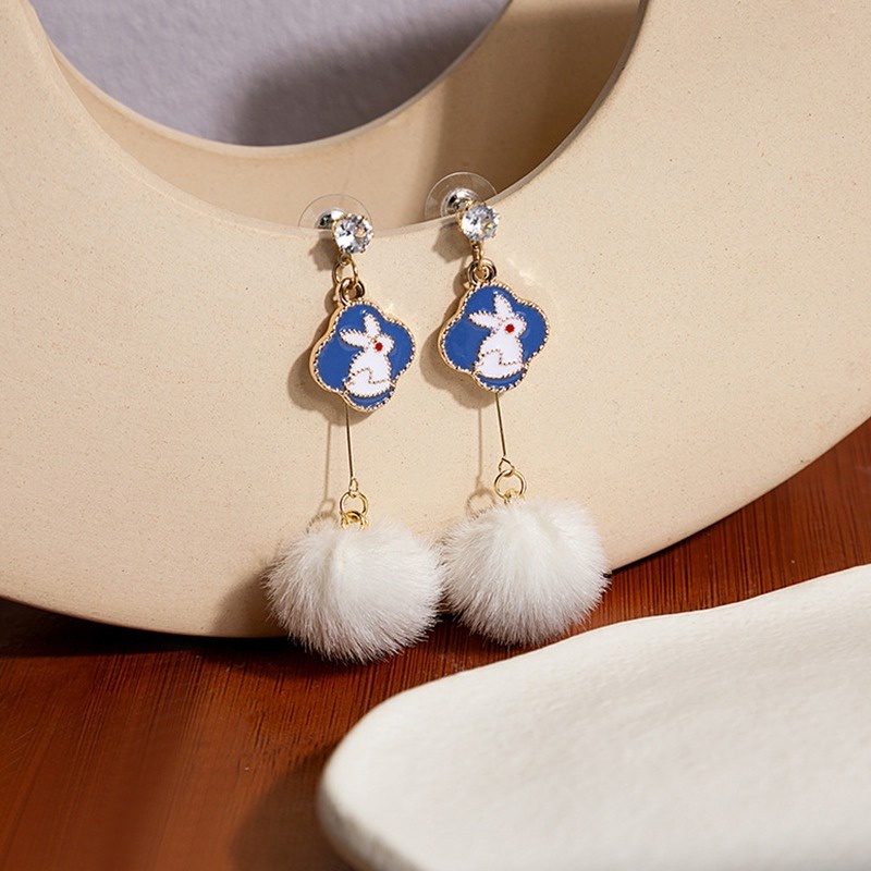 Khuyên Tai Mặt Hình Nhỏ Nhắn Phong Cách Cổ Điển Thanh Lịch Dành Cho Nữ