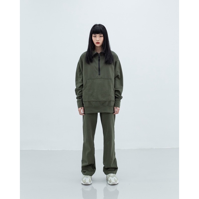 OUTBREAK - QUẦN NỈ ỐNG SUÔNG *RADE PANTS*