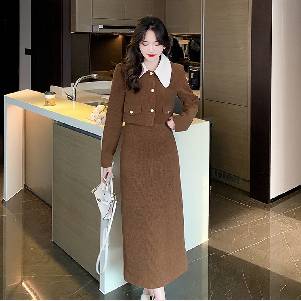 Set Nhung Tăm 2 Món Áo Khoác Mix Chân Váy Dài Dày Dặn 2 Màu