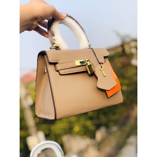 TÚI HM sz 22cm super tag vàng ( Ảnh shop chụp thật)