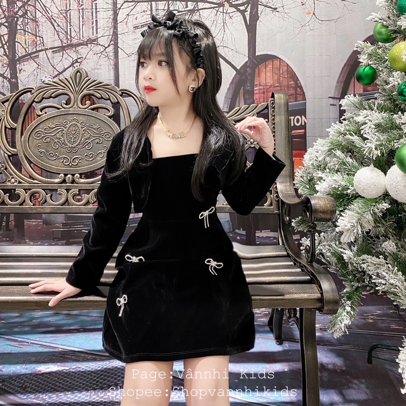 Set Váy Nhung Đính Đá Nơ Cho Bé 16kg-41kg