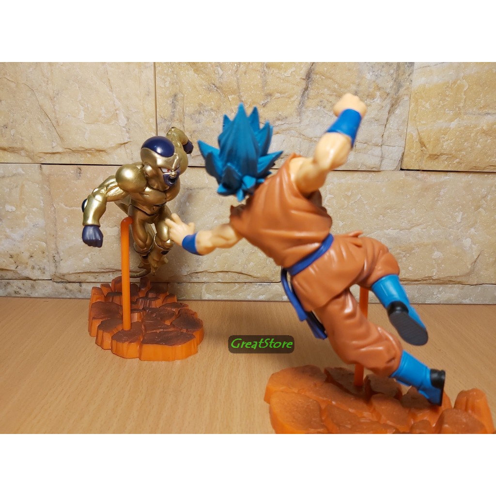 Mô hình Dragonball Goku supersaiyan blue và Golden Frieza Figure đế nham thạch 15 cm