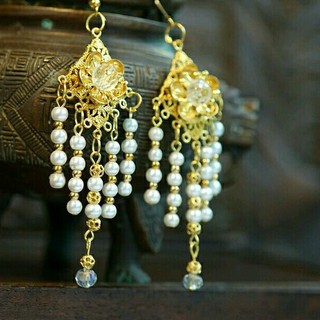 Đủ màu khuyên tai bông tai cổ trang lộng lẫy hầu thánh