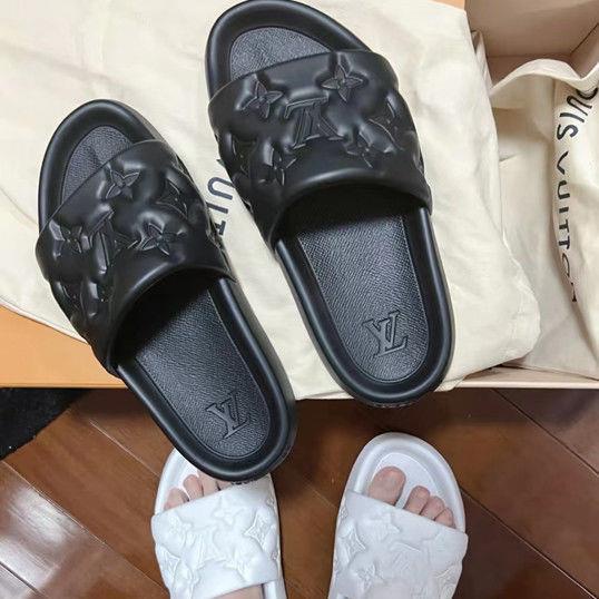 LOUIS VUITTON Dép Sandal Lv Chống Mòn Phong Cách Châu Âu Thời Trang Đi Biển Cho Nam Và Nữ
