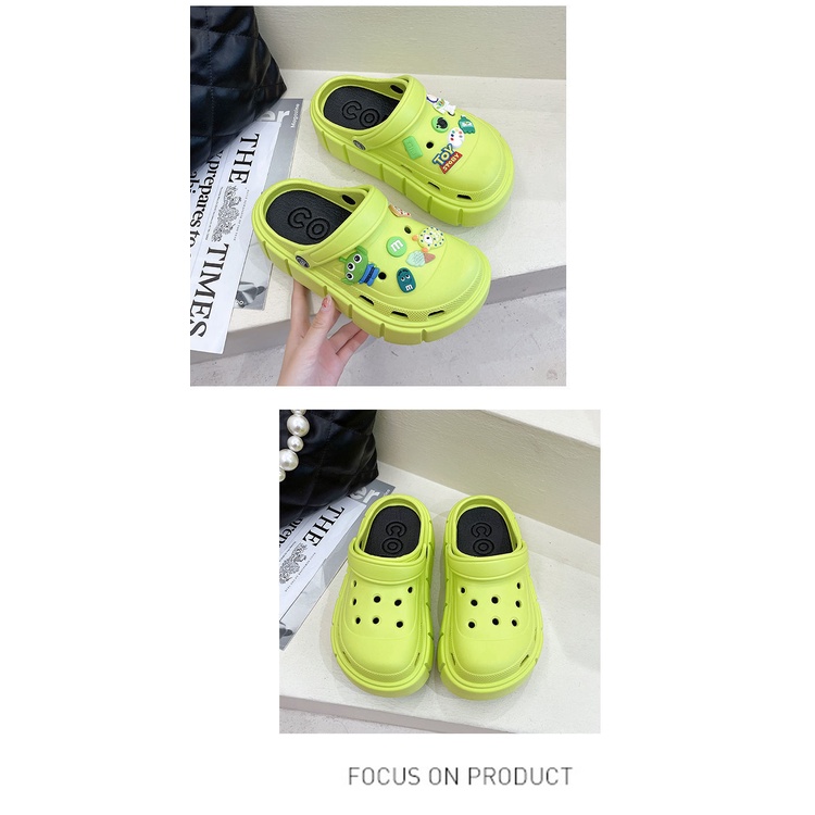 Dép Cross độn đế nữ đế 5cm siêu nhẹ kèm Sticker dễ thương - dép bánh mì Cross nữ hot trend 2022